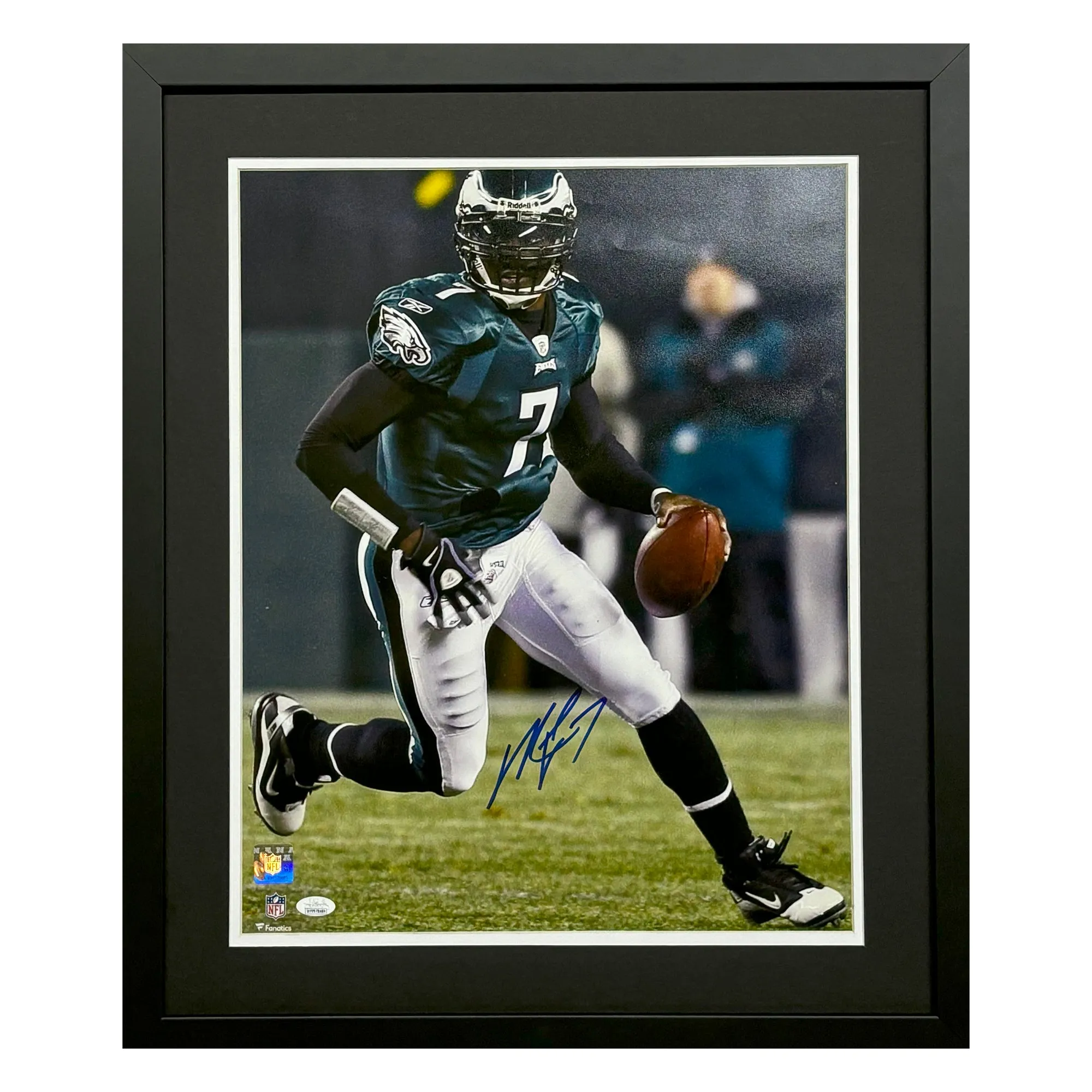 Michael Vick Signed Philadelphia Eagles Framed 11x14 Photo