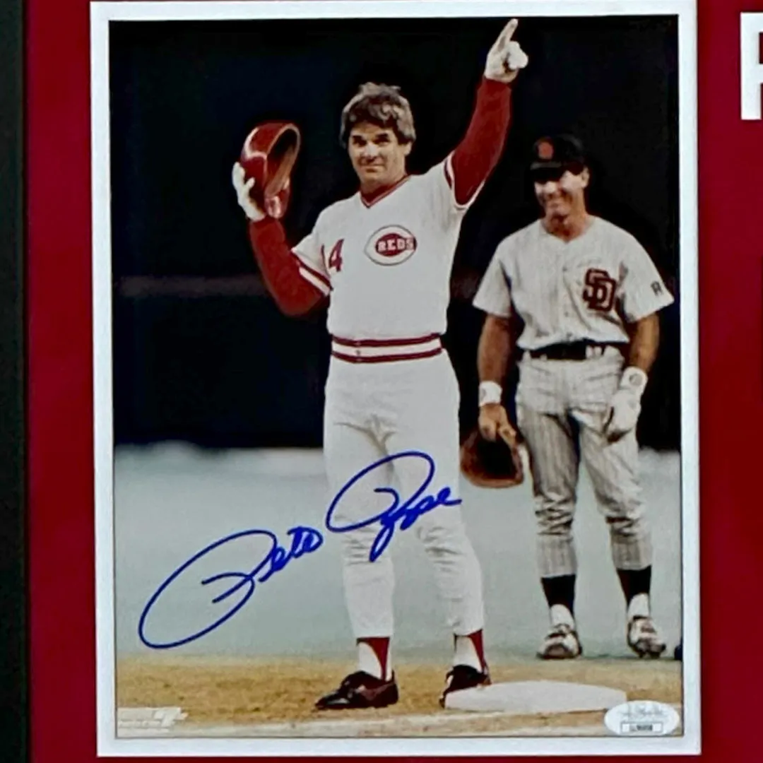 Pete Rose Hand Signed & Framed Cincinnati Reds Hit King 8x10 Photo (JSA)